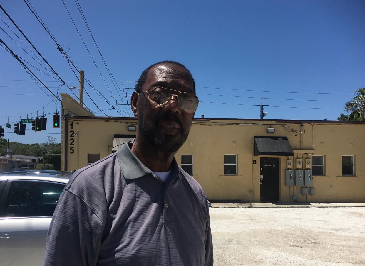 Willie Smith, 71, has been trying to get a COVID-19 vaccine for weeks, but says he has been unable to get a slot. The Bradenton resident was ineligible to get vaccinated at a pop-up clinic Gov. Ron DeSantis staged in a wealthy community 12 miles to the east in February because it was restricted to residents there. (Photo: S.V. Date/HuffPost)