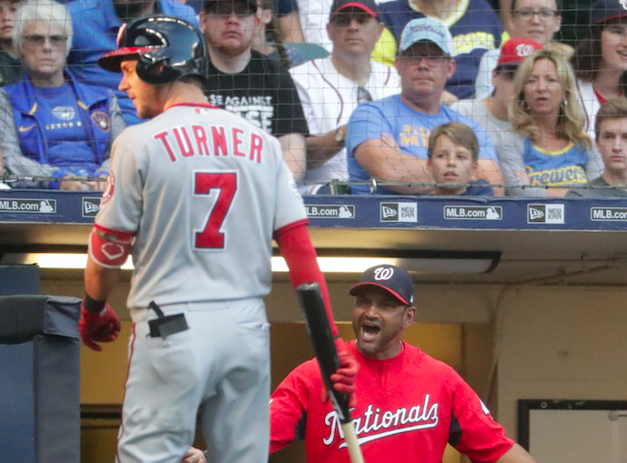 Phillies fan expertly catches home run ball while holding his baby