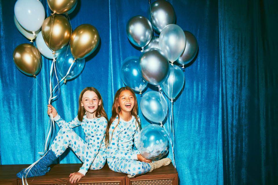 matching family holiday pajamas