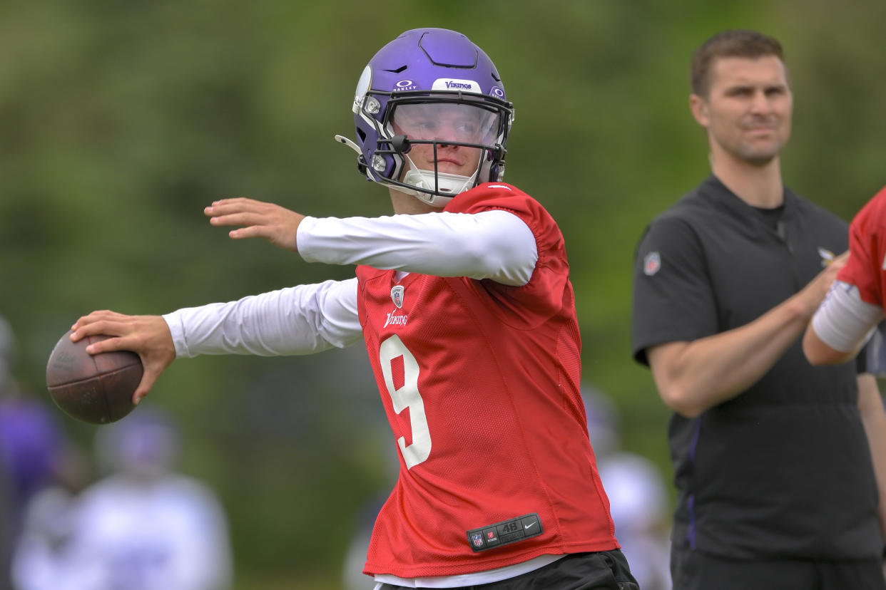 EAGAN, MN - JUNE 05: Minnesota Vikings quarterback J.J. McCarthy (9) makes a pass during Minnesota Vikings Minicamp on June 5, 2024, at TCO Performance Center in Eagan, MN.(Photo by Nick Wosika/Icon Sportswire via Getty Images)