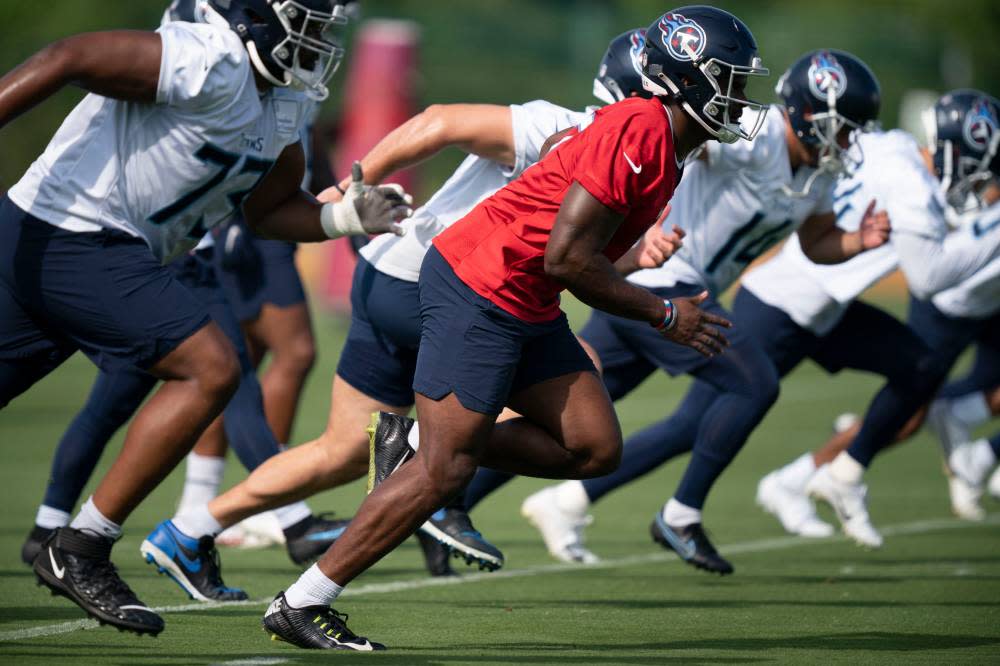 Titans land in top 10 of Pro Football Focus' defensive line rankings