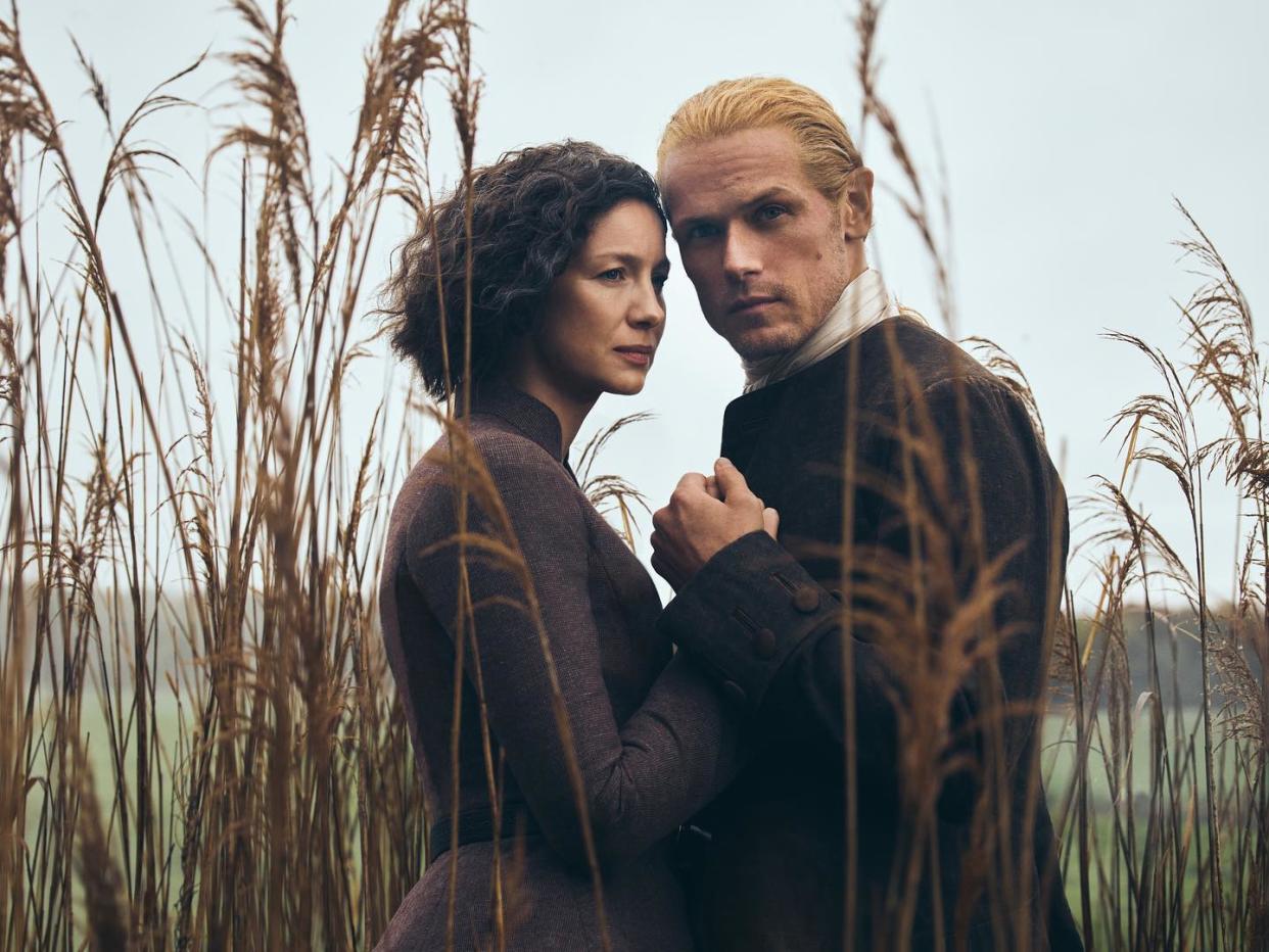 Jamie (Sam Heughan) and Claire (Caitríona Balfe) in "Outlander" season seven, episode three.