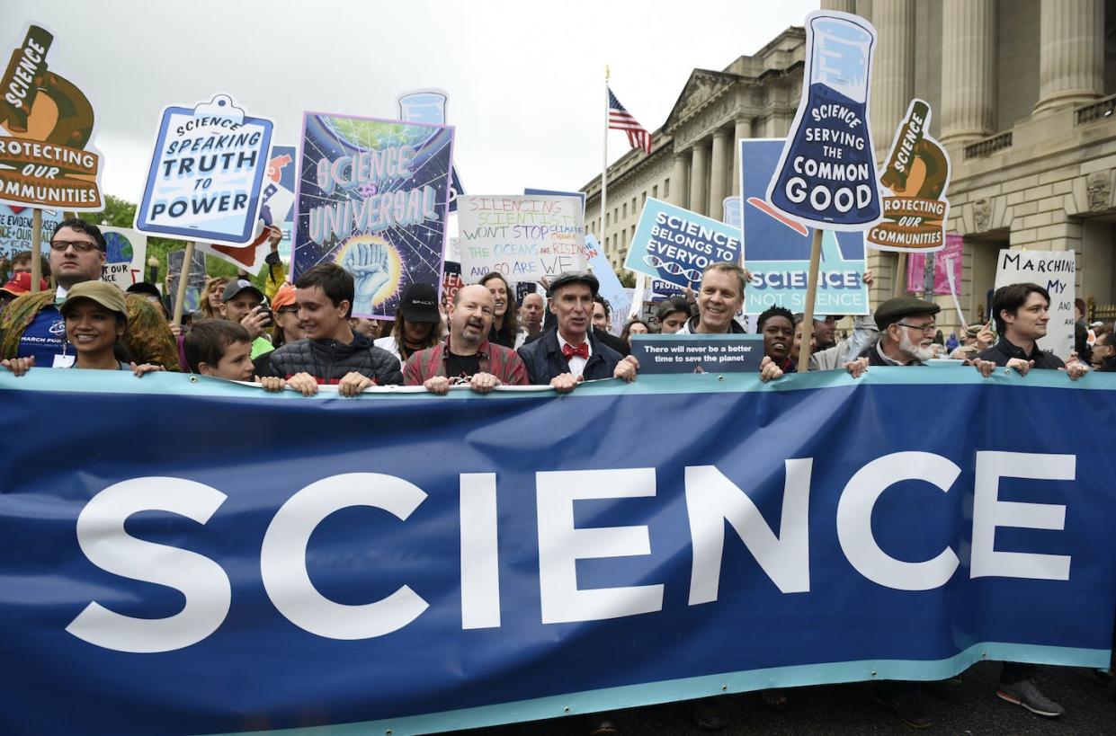 The March for Science is one example of scientists advocating for political change. <a href="https://newsroom.ap.org/detail/ScienceMarch/0403cab20ac24aeb8c568b5adadde36f/photo?Query=march%20for%20science&mediaType=photo&sortBy=&dateRange=Anytime&totalCount=331&currentItemNo=4&vs=true" rel="nofollow noopener" target="_blank" data-ylk="slk:AP Photo/Sait Serkan Gurbuz;elm:context_link;itc:0;sec:content-canvas" class="link ">AP Photo/Sait Serkan Gurbuz</a>