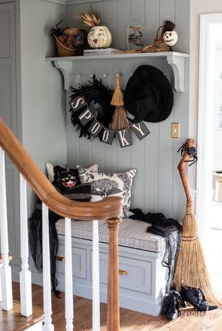 <p><a href="https://inspiredbycharm.com/witchy-halloween-entryway-decor/" data-component="link" data-source="inlineLink" data-type="externalLink" data-ordinal="1">Inspired By Charm</a></p>