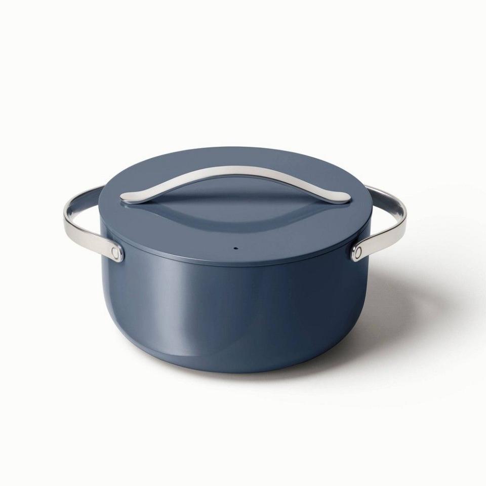 13) Caraway Home Dutch Oven