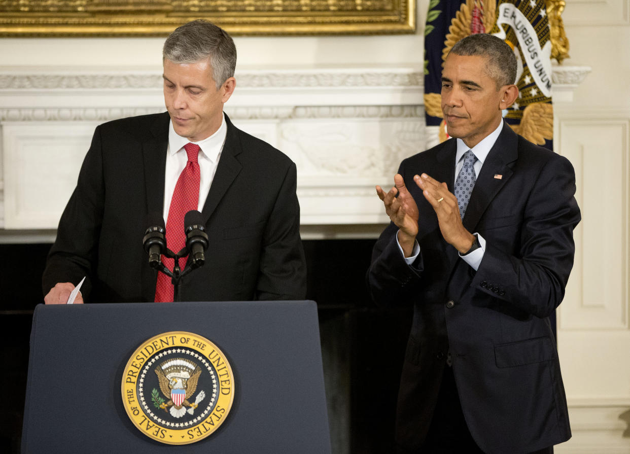 President Barack Obama applauds as Secretary of Education Arne Duncan leavers the podium after speaking in the State Dining Room of the White House in Washington, Friday, Oct. 2, 2015, to announce that Duncan will be stepping down in December after 7 years in the Obama administration. Duncan will be returning to Chicago and Obama has appointed senior Education Department official, John King Jr., to oversee the Education Department. (AP Photo/Pablo Martinez Monsivais)