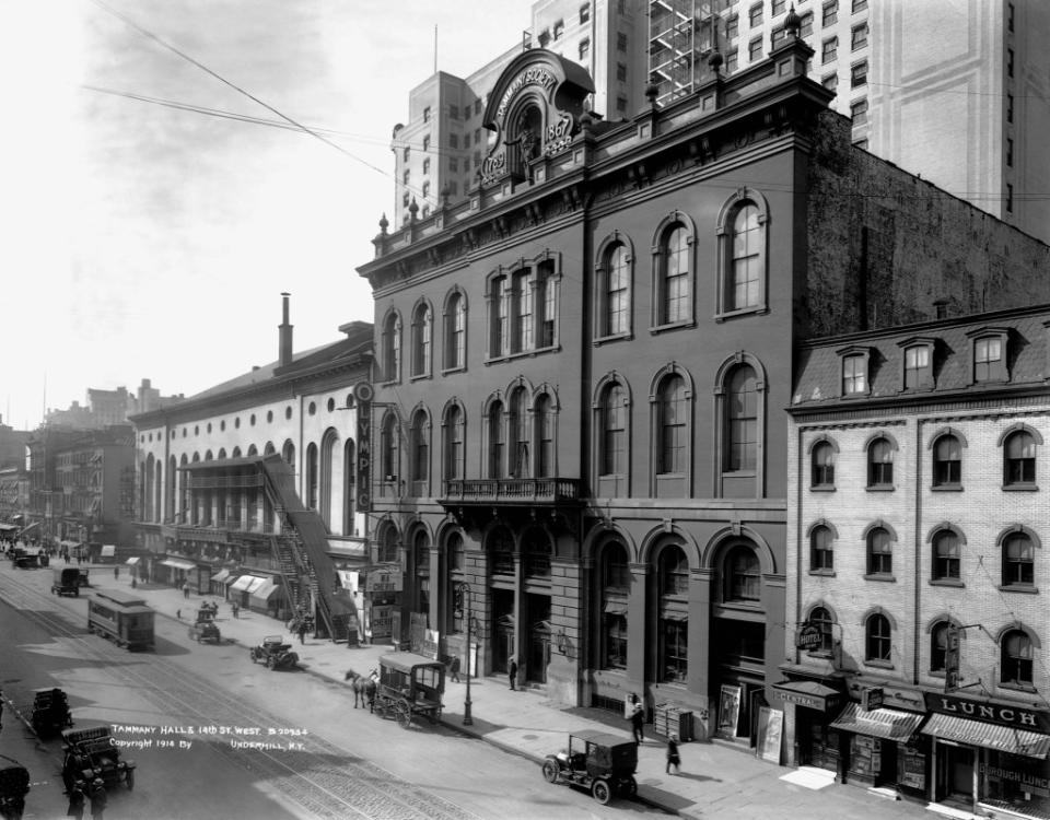 Seabury found a link between police and illegal gambling rings, with many games played inside Tammany Hall. Bettmann Archive