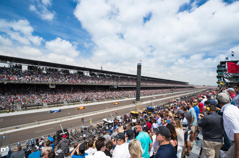 Auto Racing: 101st Indianapolis 500: Overall view of miscellaneous action during race at Indianapolis Motor Speedway. Verizon IndyCar Series.
Indianapolis, IN 5/28/2017
CREDIT: Simon Bruty (Photo by Simon Bruty /Sports Illustrated via Getty Images)
(Set Number: SI881 TK2 )