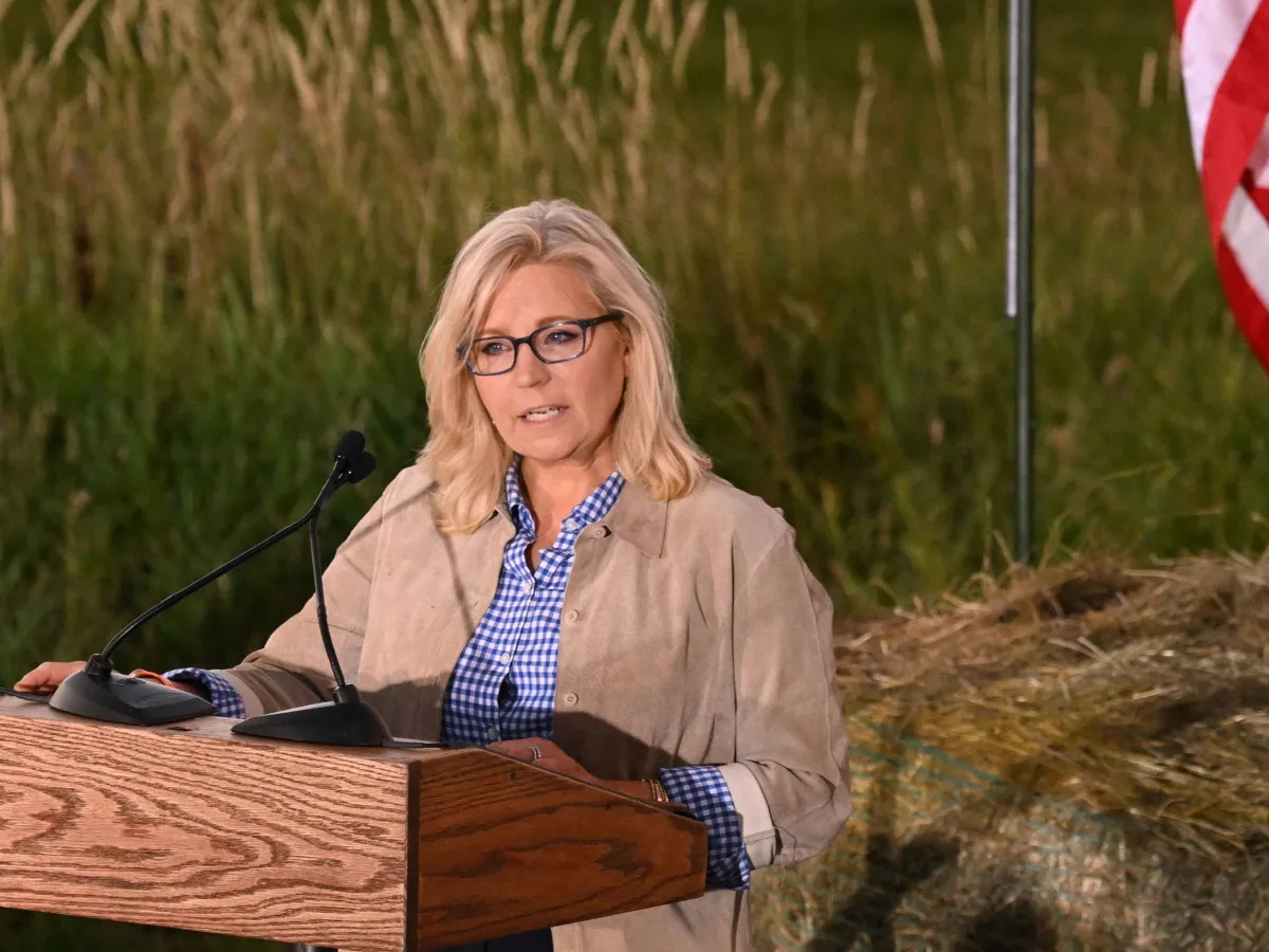 Liz Cheney says if Trump wins a 2024 presidential nomination she 'won't be a Rep..