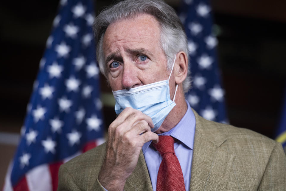 Rep. Richard Neal (D-Mass.) easily defeated a progressive primary challenger. His success shows how incumbents are beginning to take challengers more seriously. (Photo: Tom Williams/Getty Images)