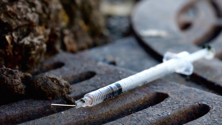 B.C. report calls for decriminalization of illicit drugs to quell opioid epidemic