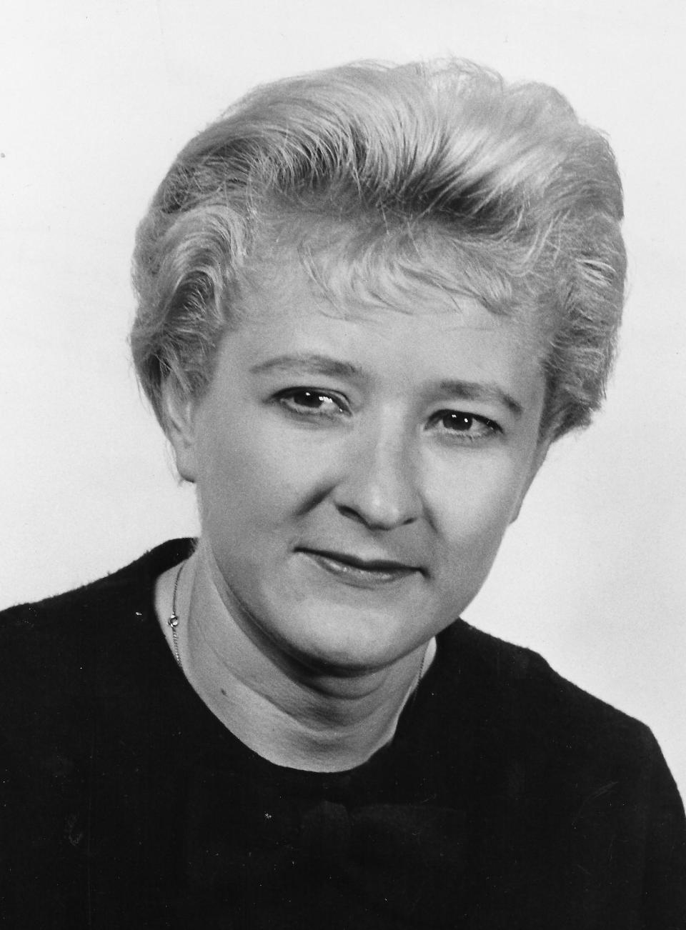 Joan Kazmerski (1934-2016)