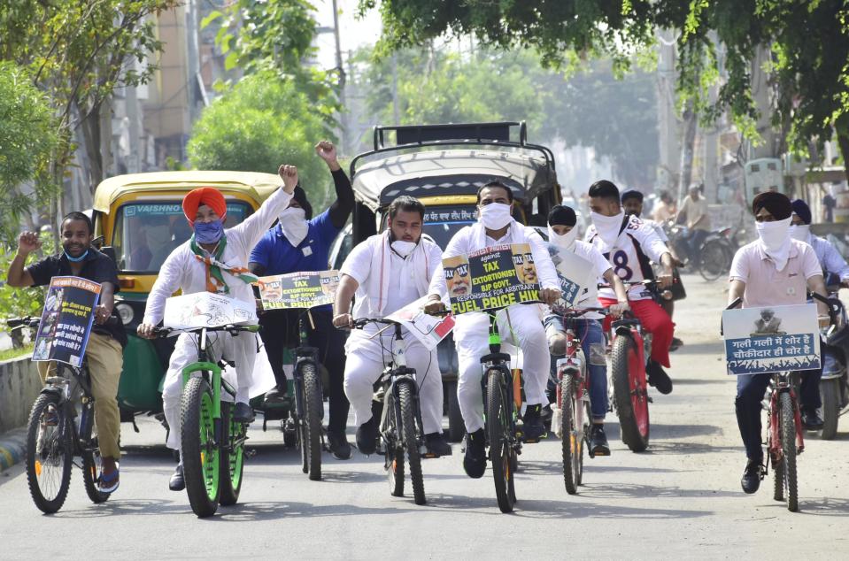 Members of the Indian Youth Congress take out a cycle rally in protest against the prices of petrol and diesel, at Sultanwind Road  on July 14, 2020 in Amritsar, India.  (Photo by Sameer Sehgal/Hindustan Times via Getty Images)