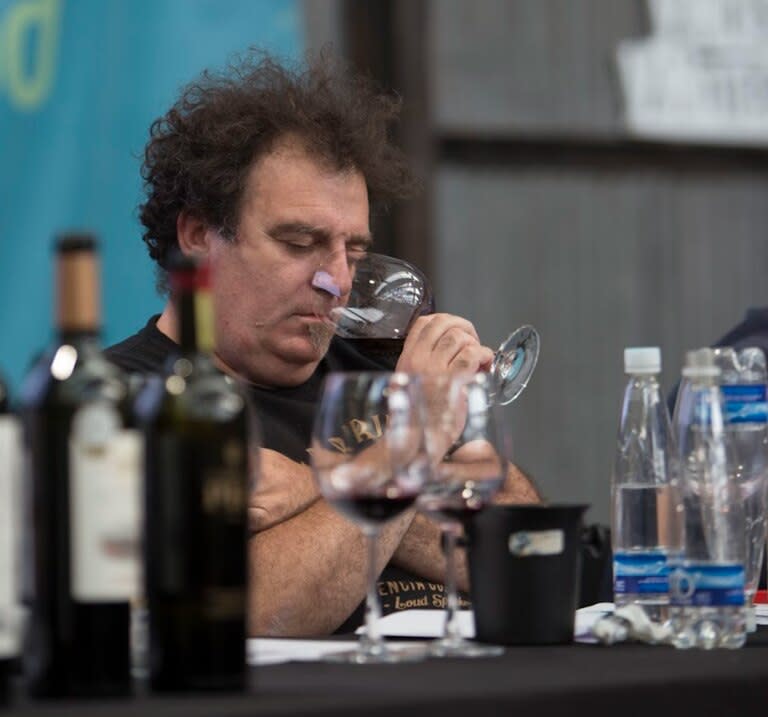 De la exposición, participó el enólogo Alejandro Vigil, conocido como el “Messi del vino”