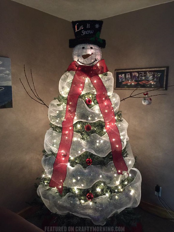 Unusual Snowman Tree