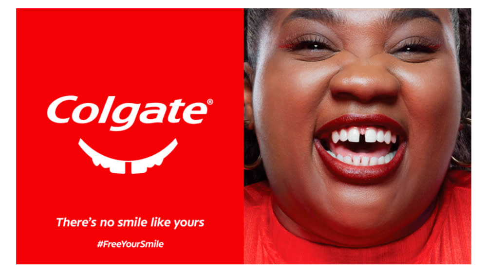  An image from a Colgate advertising campaign that show that Colgate logo with teeth. 