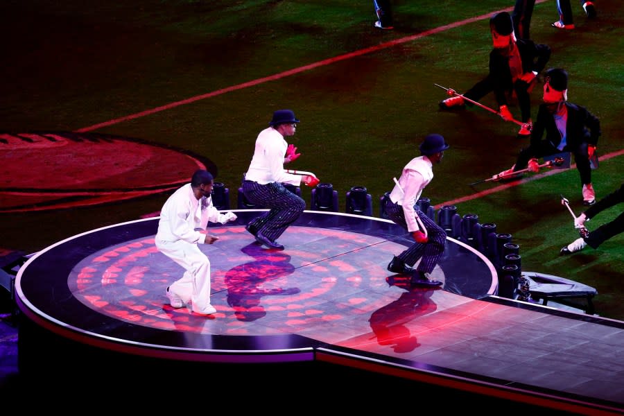 LAS VEGAS, NV – FEBRUARY 11: Usher performs during the Super Bowl LVIII Halftime Show on February 11, 2024, at Allegiant Stadium in Las Vegas, NV. (Photo by Jeff Speer/Icon Sportswire via Getty Images)