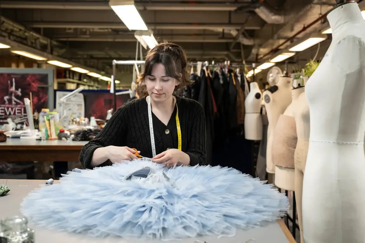 A costume apprentice at work (ROH)