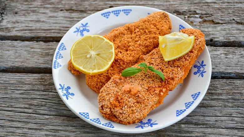 Crispy breaded fish filets