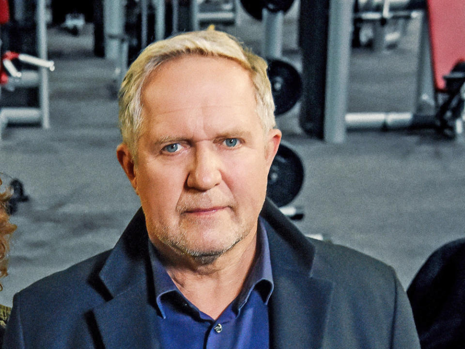 Harald Krassnitzer alias Moritz Eisner ermittelt in "Pumpen" in einem Fitnessstudio. (Bild: © ARD Degeto/ORF/Allegro Film/Hubert Mican)