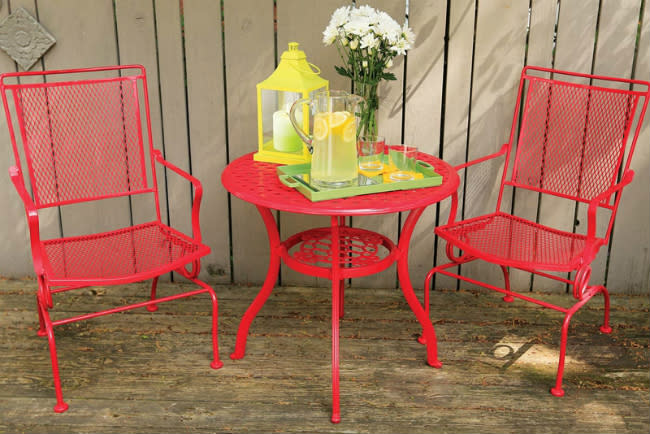 How to Remove Paint from Metal - Furniture