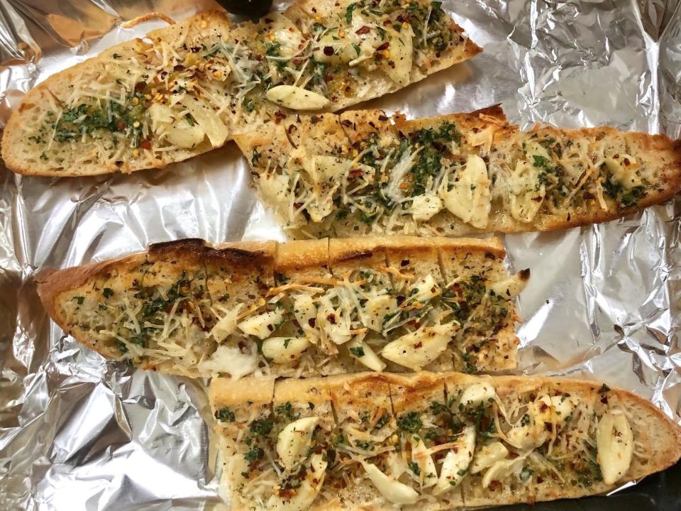 Ina Garten's Outrageous Garlic Bread