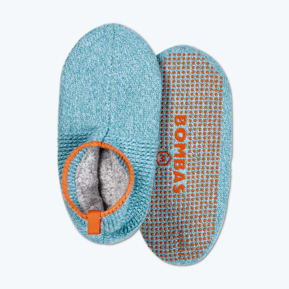 <p><a href="https://go.redirectingat.com?id=74968X1596630&url=https%3A%2F%2Fbombas.com%2Fproducts%2Fmens-gripper-slipper-1%3Fvariant%3Dfrost-blue&sref=https%3A%2F%2Fwww.housebeautiful.com%2Fentertaining%2Fholidays-celebrations%2Fg29111122%2Fgifts-for-teachers%2F" rel="nofollow noopener" target="_blank" data-ylk="slk:Shop Now;elm:context_link;itc:0;sec:content-canvas" class="link ">Shop Now</a></p><p>Men's Gripper Slipper</p><p>$45.00</p><p>bombas.com</p><span class="copyright">Bombas</span>