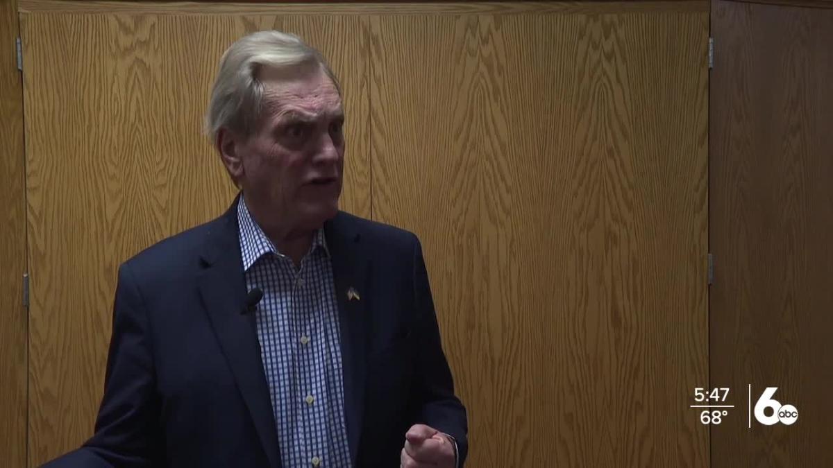 Congressman Mike Simpson Meets With Southern Idaho Police 1319