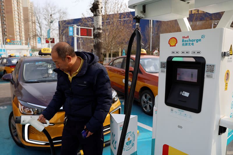 Shell EV charging station in Beijing