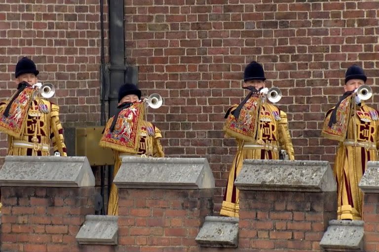 Carlos III fue proclamado nuevo monarca en una ceremonia histórica