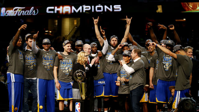 Behind the stellar play of 2015 NBA MVP Steph Curry, the Golden State Warriors defeated the Cleveland Cavaliers on Tuesday night to win the franchise’s first championship since 1975. "World champs," Curry marveled after the game. "This is a special group." <strong>WATCH: Steph Curry and 14 Other NBA Stars Read 'Mean Tweets' on 'Jimmy Kimmel Live!'</strong> The Warriors beat the Cavs in a riveting six-game series, raising the trophy in Cleveland, with plans to bring it back to the Bay Area for the first time in 40 years. Golden State fans immediately took to Twitter to sing the praises of Steph Curry, Klay Thompson, Draymond Green, Andre Iguodala, who was named MVP of the championship, and the rest of the team. Champs. #DubNation ���� pic.twitter.com/9ZJ7UKVhLb— NBA (@NBA) June 17, 2015 What a team win for the Warriors and an epic season for Steph. Kudos to LeBron and the Cavs for an unbelievable effort under adversity.— President Obama (@POTUS) June 17, 2015 .@jarronctwin WOOHOO!!!!! ������ Please please may I try on your ring???? @warriors for the win!! And the #title #NBAFinals2015 #DubNation— Sarah Michelle (@SarahMGellar) June 17, 2015 Happy for the Bay. Happiest for David Lee. Love that guy Well done, @warriors. Well done indeed.— Colin Hanks (@ColinHanks) June 17, 2015 Chef Curry with the pot!— Gina (@HereIsGina) June 17, 2015 Hot in Cleveland tonight !!! Congrats to Golden State & Stephen Curry.— Kareem Abdul-Jabbar (@kaj33) June 17, 2015 Congratulations @warriors ....well deserved �� @NBA #NBAFinals2015— Shane West (@shanewest) June 17, 2015 CONGRATULATIONS OAKLAND CALIFORNIA— Blake Anderson (@UncleBlazer) June 17, 2015 Congrats to Golden State ���������� pic.twitter.com/aWp8GQUNC3— Niecy Nash (@NiecyNash) June 17, 2015 I like when people win stuff, so this cool.— Har Mar Superstar (@HarMarSuperstar) June 17, 2015 #DubNation celebrates! #StrengthInNumbers https://t.co/8XwKtleNpt— Golden St. Warriors (@warriors) June 17, 2015 ������ �������� ������ �������� �������� ������ ���� ���������� #DubNation #NBAFinals— NBA (@NBA) June 17, 2015 <strong>WATCH: NSFW! LeBron James Accidentally Flashes Viewers During NBA Finals</strong>