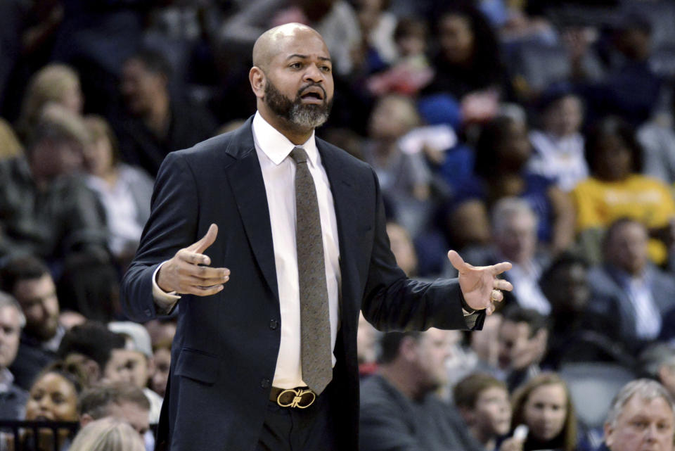 Memphis Grizzlies coach J.B. Bickerstaff calls to players during the first half of the team's NBA basketball game against the Indiana Pacers on Saturday, Jan. 26, 2019, in Memphis, Tenn. (AP Photo/Brandon Dill)