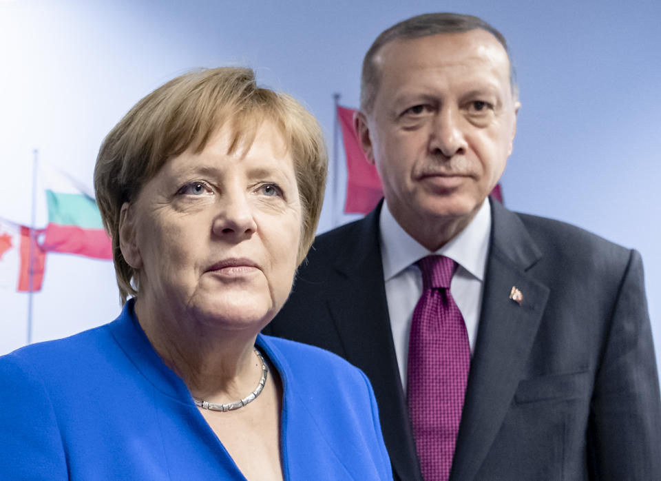 Am Mittwoch telefonierte Kanzlerin Angela Merkel mit Erdogan. (Bild: Getty Images)