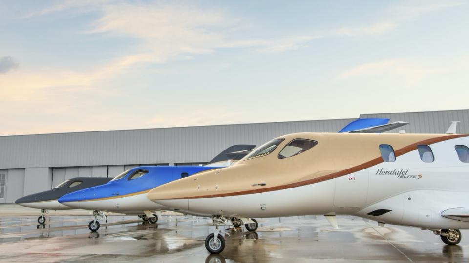 全新Honda Jet Elite S推出了三款新色，包含有砲彈銅色、奢華金、深海藍等配色。(圖片來源/ Honda)