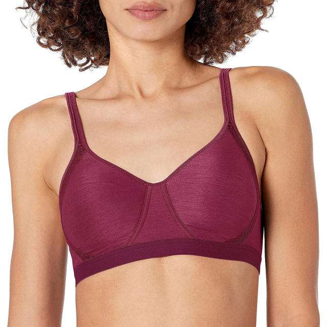 13 of the Best Wireless Bras for Small Busts