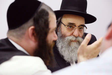 Rabbi David Niederman speaks with reporters in the Brooklyn borough of New York City, U.S., August 15, 2017. REUTERS/Stephanie Keith/Files