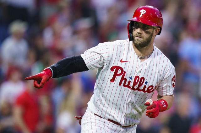Harper's game-winning single lifts Phillies over Nationals