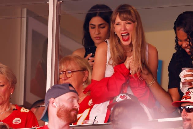 NBC Bets Big on Taylor Swift to Boost NFL Sunday Night Football – The  Hollywood Reporter