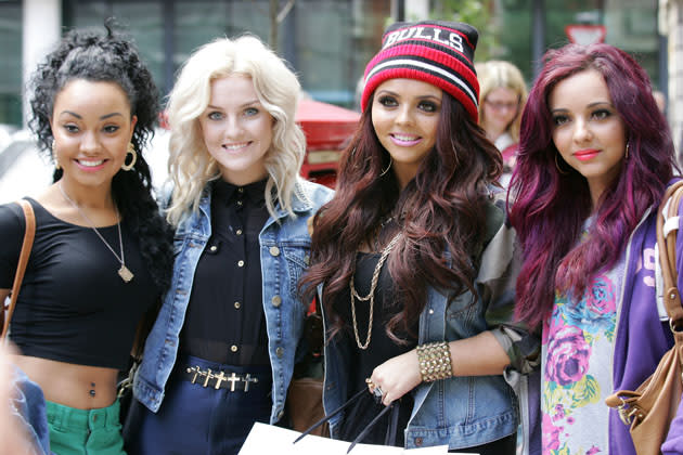 <b>Little Mix</b><br><br>Als erste Girlband gewinnen Sie im Dezember 2011 und besteht aus den Sängerinnen Jesy Nelson, Jade Thirlwall, Perrie Edwards und Leigh-Anne Pinnock. Um den Bandnamen gab es ziemliche Streitigkeiten, die Simon Cowell jedoch mit einer großzügigen Spende beilegen konnte. Ihre erste Single „Cannonball“ erschien nach dem Finale und stieg in den Brit-Charts ein. Wir sind schon gespannt auf die nächsten Gewinner.