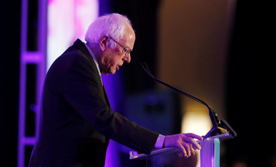 Sen. Bernie Sanders speaks with voters at the First in the South Dinner in Charleston, South Carolina, on Feb. 24, 2020. (Photo: Randall Hill / Reuters)