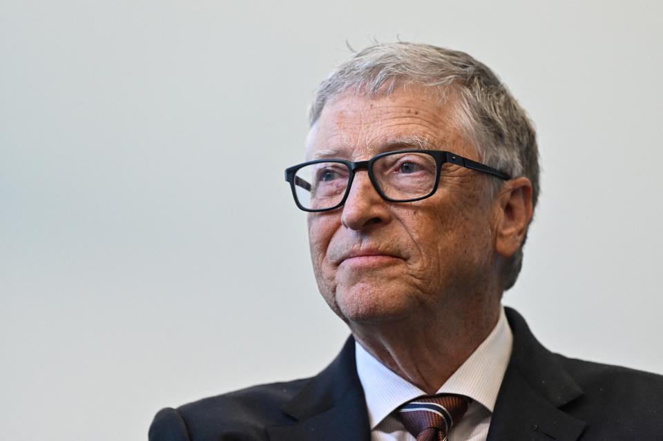 Microsoft founder Bill Gates reacts during a visit with Britain&#39;s Prime Minister Rishi Sunak of the Imperial College University, in central London, on February 15, 2023. (Photo by JUSTIN TALLIS / POOL / AFP) (Photo by JUSTIN TALLIS/POOL/AFP via Getty Images)