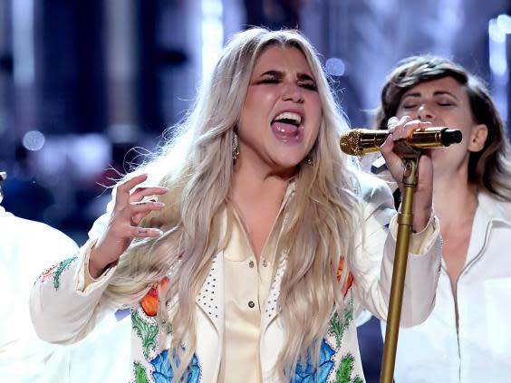 Kesha performs at the 2018 Grammy Awards (Getty/Naras)