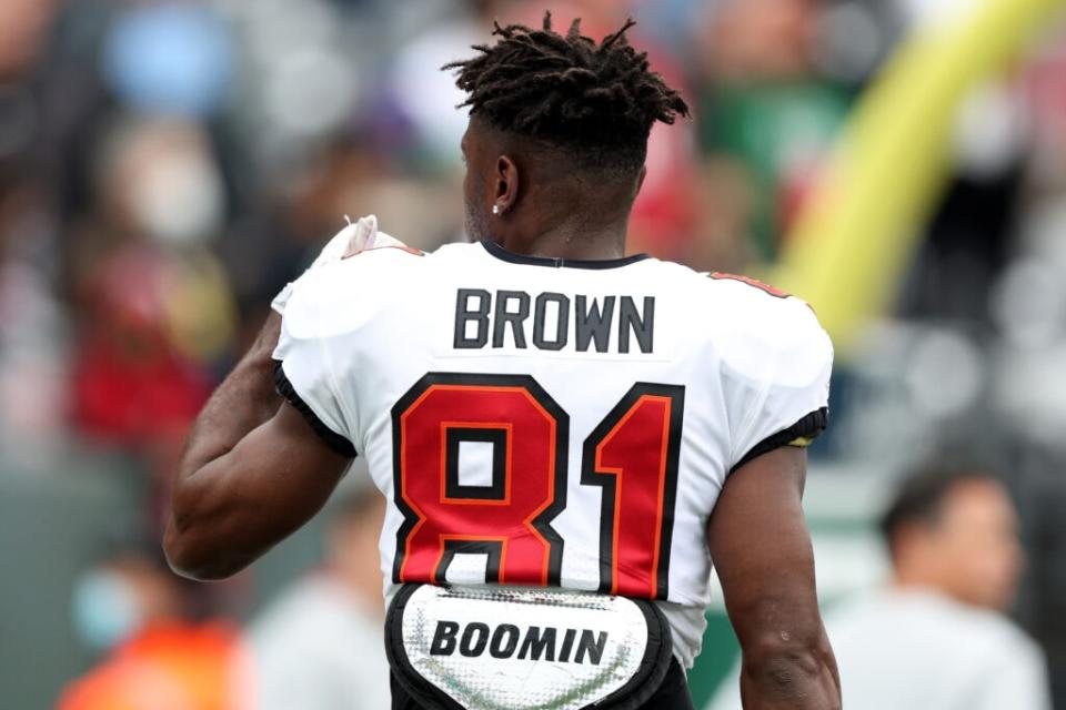 EAST RUTHERFORD, NEW JERSEY – JANUARY 02: Antonio Brown #81 of the Tampa Bay Buccaneers looks on against the New York Jets during the game at MetLife Stadium on January 02, 2022 in East Rutherford, New Jersey. (Photo by Elsa/Getty Images)