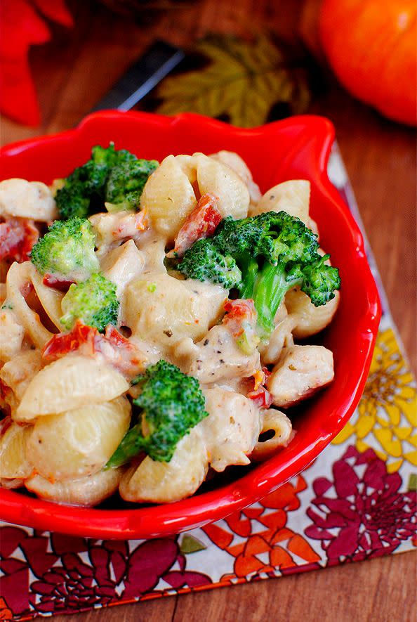 Broccoli-Chicken Mac and Cheese