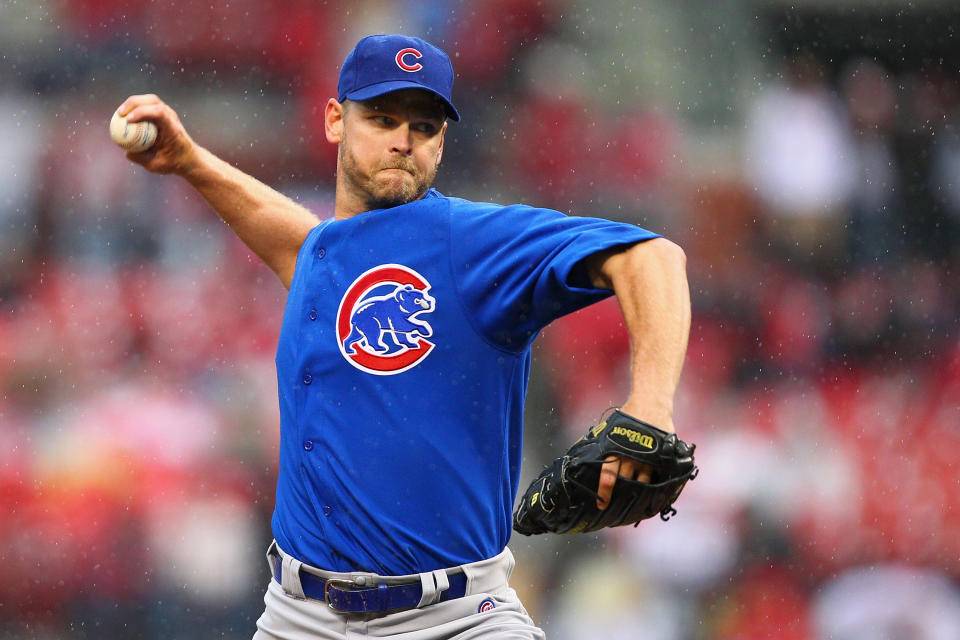 ST. LOUIS, MO - APRIL 13: Reliever Kerry Wood #34 of the Chicago Cubs pitches against the St. Louis Cardinals during the home-opening game at Busch Stadium on April 13, 2012 in St. Louis, Missouri.  The Cubs beat the Cardinals 9-5.  (Photo by Dilip Vishwanat/Getty Images)