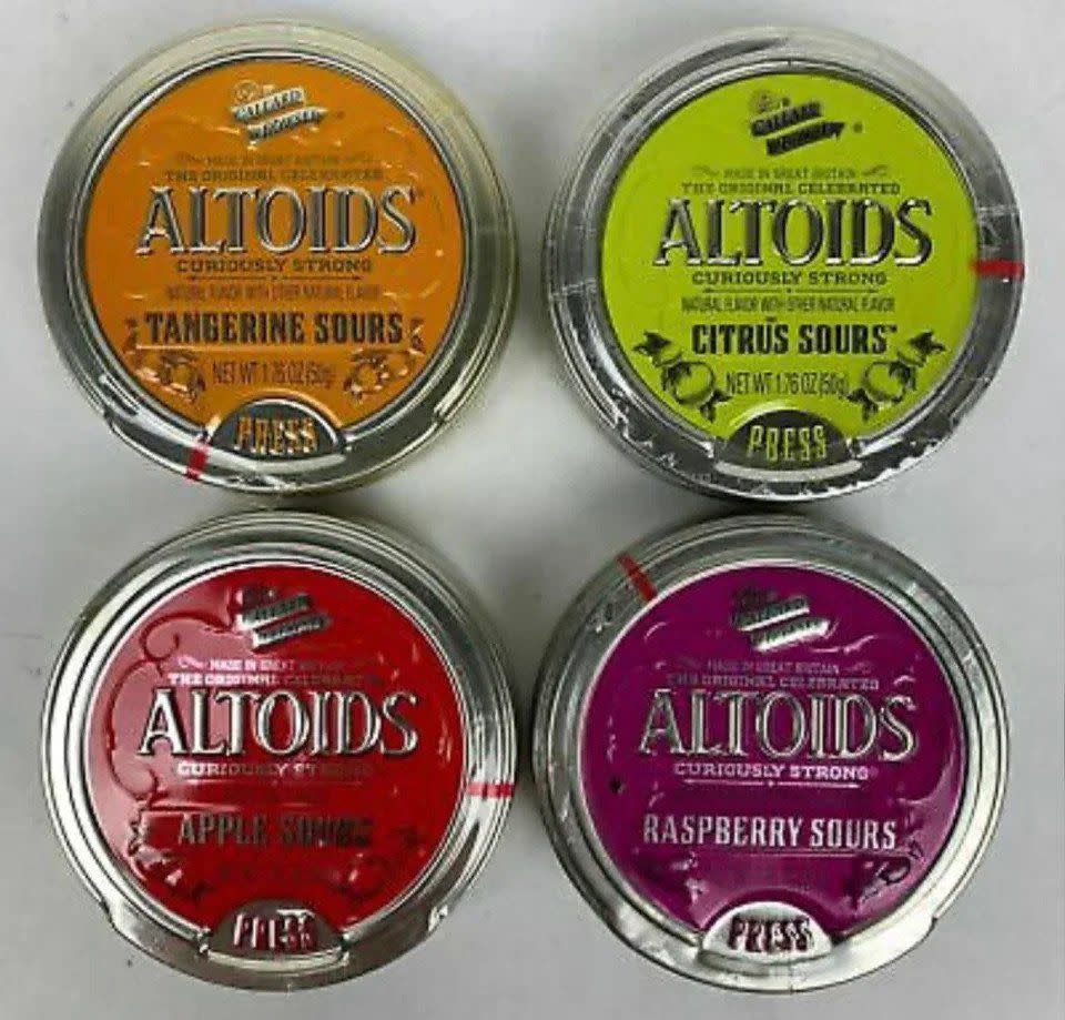 altoids sours containers