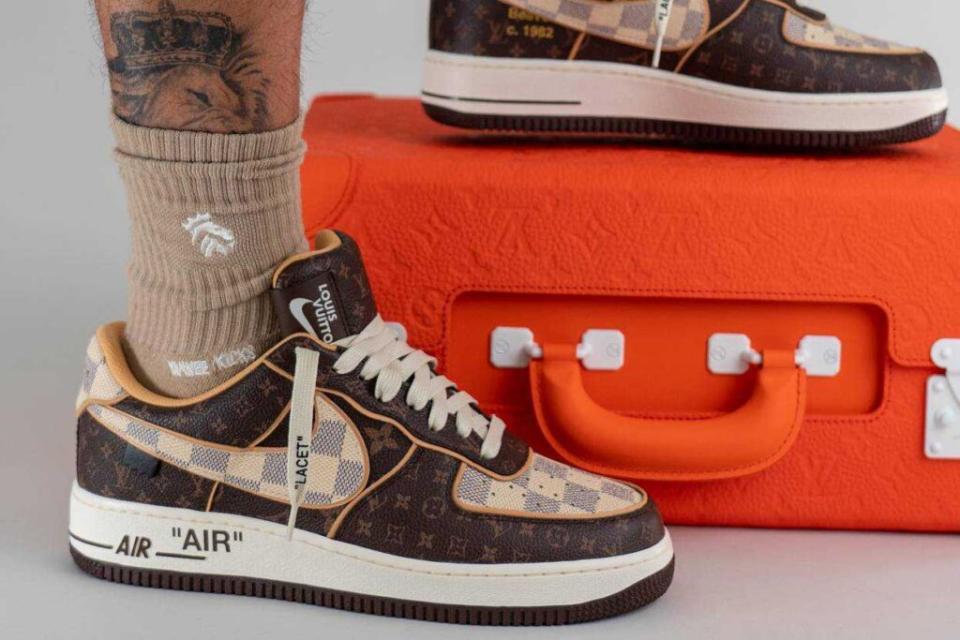 Virgil Abloh 的特別版 Louis Vuitton X Nike Air Force 。（圖／ Louis Vuitton）