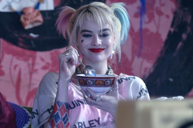 Harley Quinn Costume Guide (Margot Robbie in Birds of Prey)