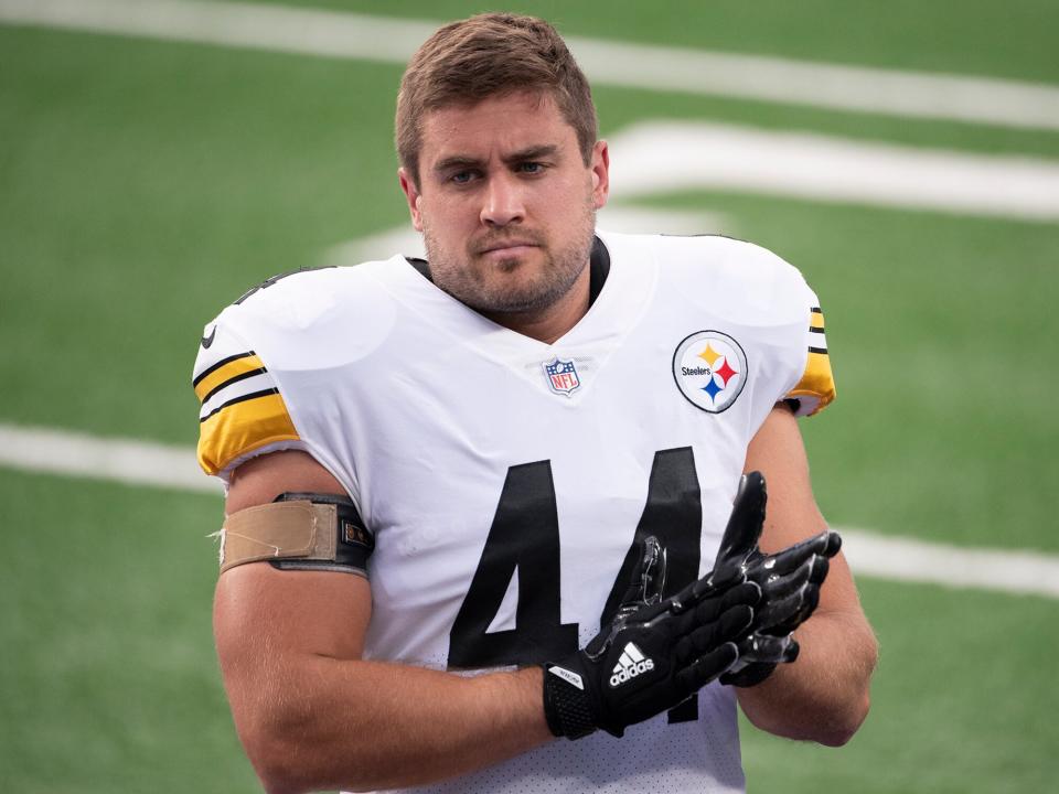 Derek Watt #44 of the Pittsburgh Steelers ahead of a game against the New York Giants at MetLife Stadium on September 14, 2020 in East Rutherford, New Jersey