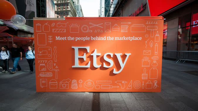 Etsy marketplace sign